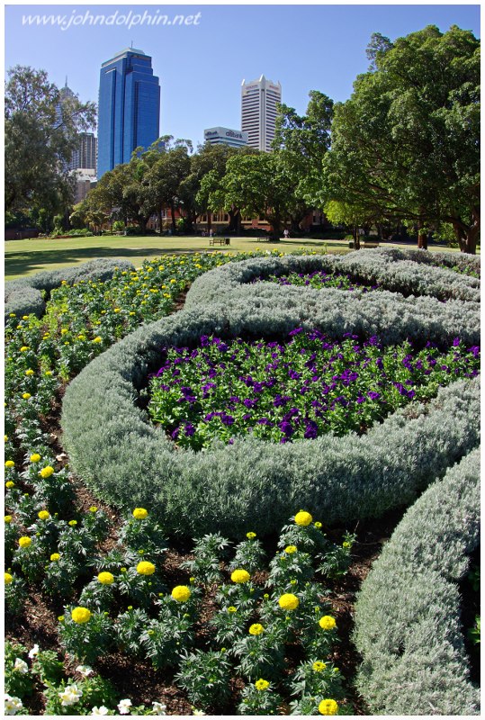 Supreme court gardens